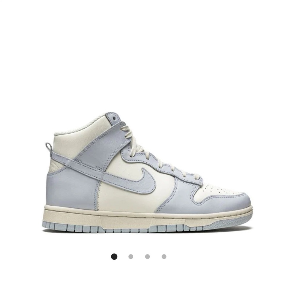 Dunks - Picture 5 of 7